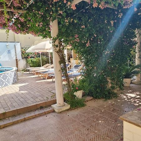 Villino Angela A Sant'Anna Appartement Boscotrecase Buitenkant foto