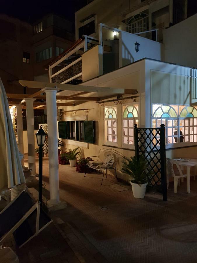 Villino Angela A Sant'Anna Appartement Boscotrecase Buitenkant foto